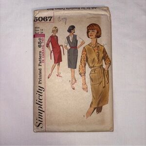 Vintage early 60’s Simplicity sewing pattern S5067. Size 14